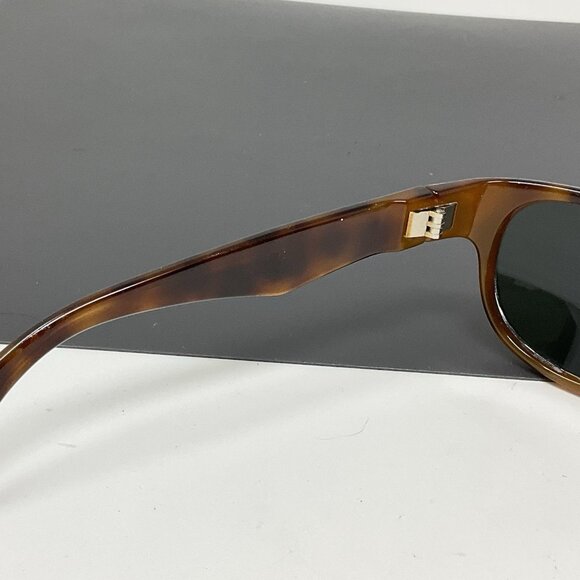 Vintage B&L Ray Ban Sleek Tortoise G15 Sunglasses W2755 Light Scratches main image 10